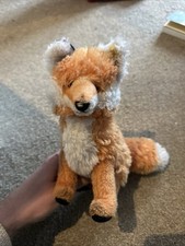 Steiff Fuchs Fuzzy sitzend