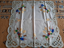 Tischwäsche Mitteldecke Tischdecke weiß bestickt ca 80x80cm Ostern Frühling Hase