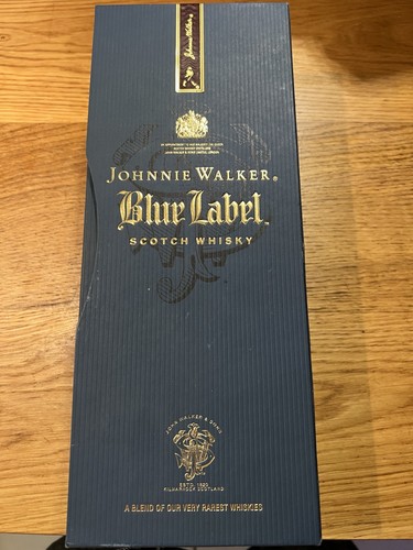 Johnny walker blue - johnny,