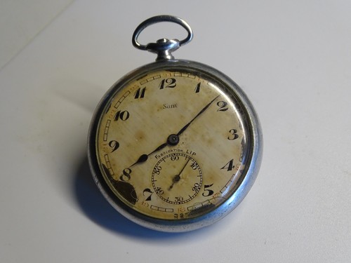 Alte mechanische taschenuhr - alte,