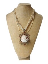 Prachtvoller Anhänger mit