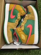 Air Jordan 1 Mid SE