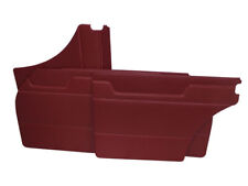 Rote Türverkleidungen für