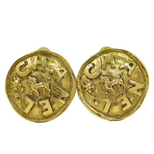 Chanel logo gold plated round - chanel,