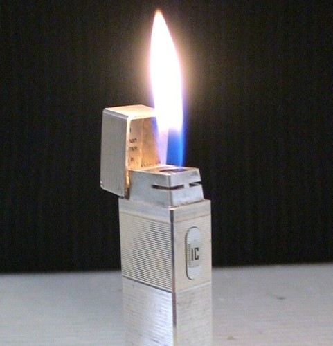 Altes feuerzeug maruman - @,