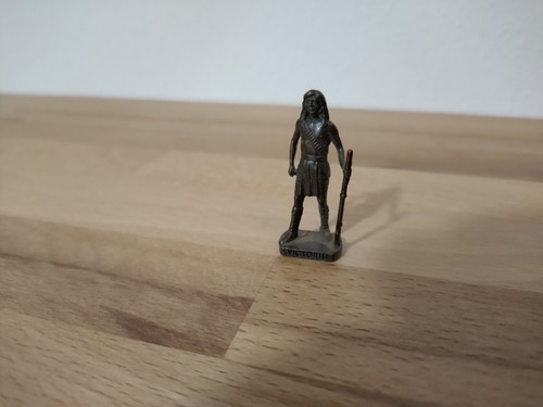 Metallfigur victorio ca - Ü-ei,