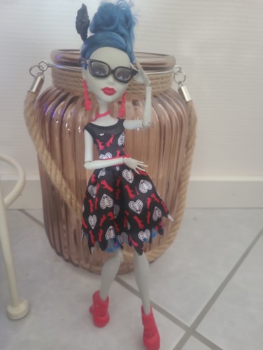 Monster high ghoulia yelps - monster,