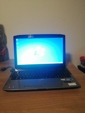 Medion Akoya MD98760 – Funktioniert, Kein Ladegerät, Schwacher Akku