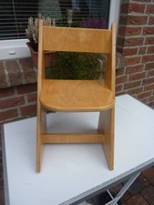 Kinderstuhl, Holz, buchefarbig