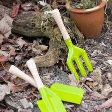 Kinder-Gartengeräte 3-