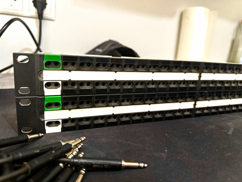 Neutrik patchbay 4 - patchbay, 4,4mm