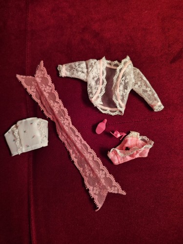 Alte barbie fancy frills - barbie,