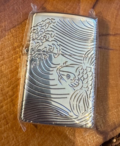 Zippo koi all over silver - koi,