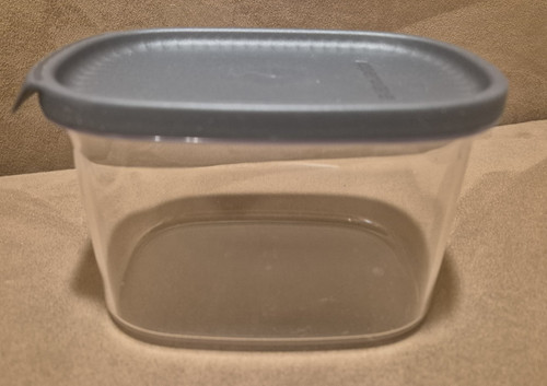 Tupperware ultra clear - tupperware,