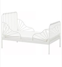 IKEA Bett Metall Weiß ausziehb. 137–207 cm + mitwachsende Matratze