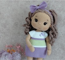Amigurumi gehäkelte Puppe