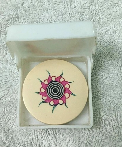 Carrom tournament striker - striker,