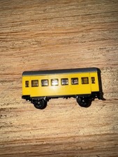 Siku Zug Lok 1657 + 2 x Personenwagen 1072 gelb blau Dampflok schwarz 1:20 Wago