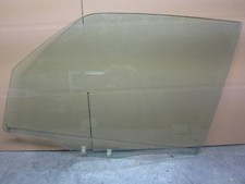 Mitsubishi Pajero V80 Scheibe vorne links Türscheibe Seitenscheibe 5706A231