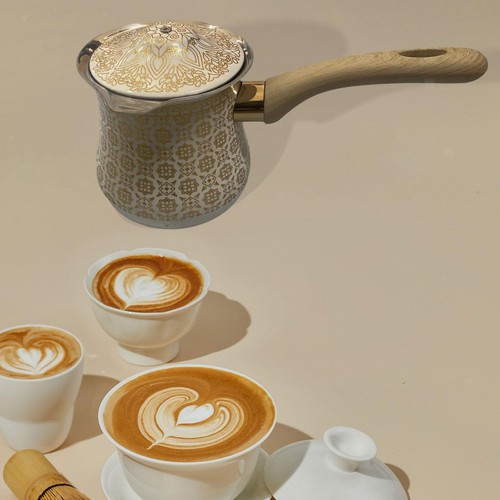 Arabische kaffeekanne mit - kaffeekanne,