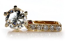 Zierlicher Anhänger 1