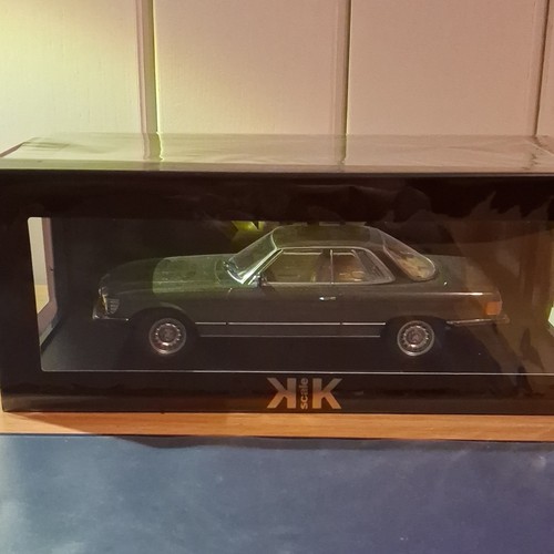 Scale mercedes 450 slc - 1:18,