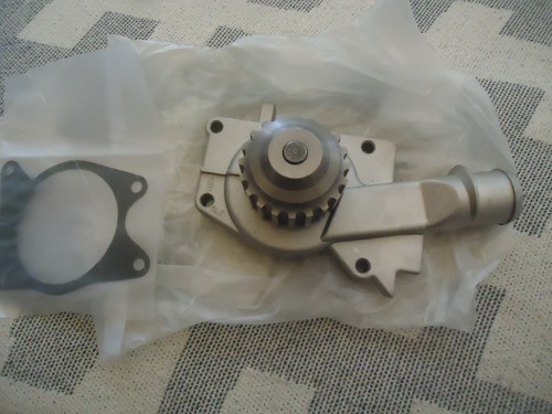 Oldtimer wasserpumpe für ford - oldtimer,