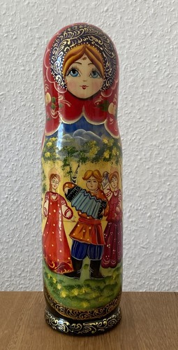 Matroschka harmonika tanzen - matroschka, "harmonika-tanzen