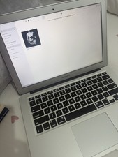 Apple MacBook Air 13" (2017) -