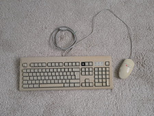 Vintage AppleDesign Keyboard QWERTZ + Maus deutsches Layout