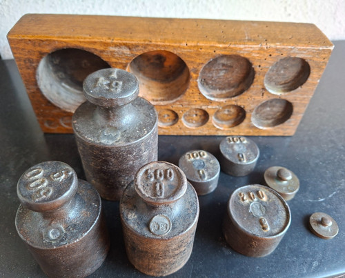 Antik vintage 1920er - 1920er, gewichte