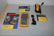 FLUKE 124 40 mhz Industrial
