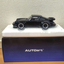 Autoart porsche 911 turbo - 1/18,