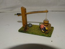 H0 - Alter BRUNNEN mit HEBEARM aus Holz - ca. 4,5 x 6 x 3 cm