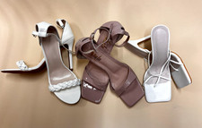 3x Sandaletten in 41, 2x weiß und 1x in bieg mit min 11cm Absatz