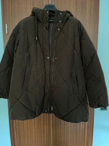 Schokobraune winter steppjacke - schokobraune, winter-steppjacke