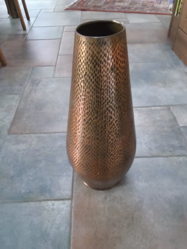 Große gehämmerten vase - gehämmerten,