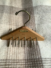 Krawattenhalter Woodlore, Kirschbaumholz, Messingstäbe