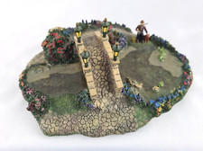 Lamplight Bridge, Thomas