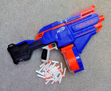 NERF N-Strike Elite Infinus Blaster Automat  (inkl. 30 Darts und 4 D Batterien)
