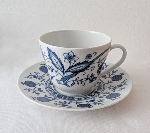 Kaffeetasse und untertasse - kaffeetasse,