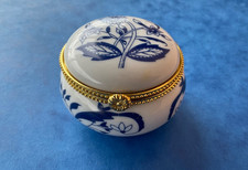 Neundorf Schmuck-/Pillendose