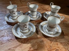 Sevres 5 Demi Tassen und