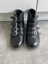 Asos ~ Stiefeletten ~ Boots ~ Nieten ~ Schnallen ~ Schwarz ~ Größe 39
