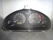 Mitsubishi Carisma DA 1,9D Tacho Tachometer Kombiinstrument MR916030