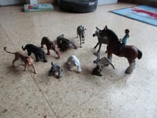 10 Schleichtiere (Raubkatzen, Pferd, Zebra, Krokodil, Adler, Koala, Eisbär u.a.)