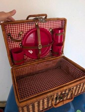 Picknick Koffer mit Geschirr vintage Look