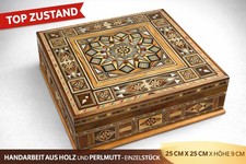 Handgefertigte Holzschatulle