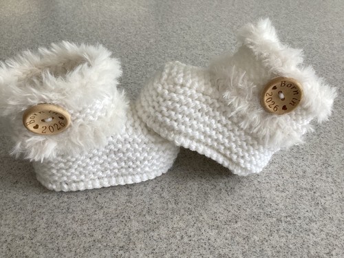 Handgefertigte gestrickte
