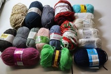 1kg Wollpaket verschiedene Materialien Wolle Wollreste siehe Bild Top Zustand